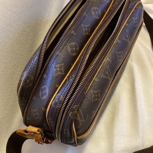 Louis Vuitton Reporter Bag with Signature Monogram Sale - Picture 2 of 11